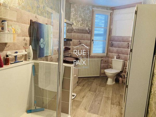 86100 CHATELLERAULT Charmante maison de ville avec garage !