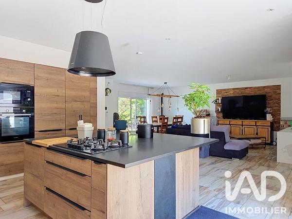 Maison à vendre 5 pièces 169 m² Vierzon