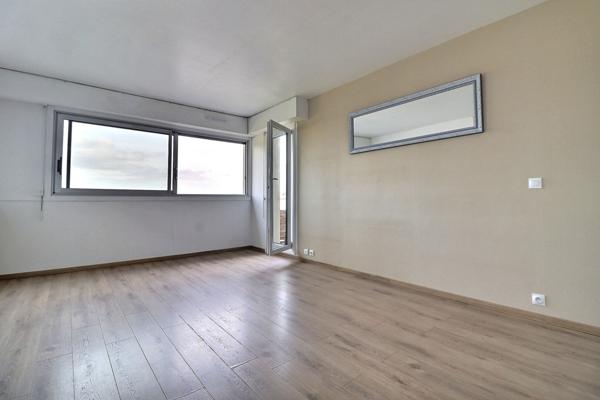 Appartement Saint Leu La Foret 3 pièce(s) 69 m2+ PLACE DE PARKING