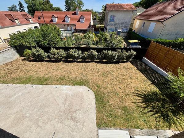 Maison familiale de 170 m² entièrement rénovée avec goût - Pougues-les-Eaux - 3 chambres - garage -  terrain 393 m²