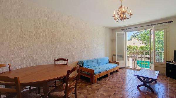 SAINTE MAXIME 2 PIECES CENTRE VILLE MER A PIED