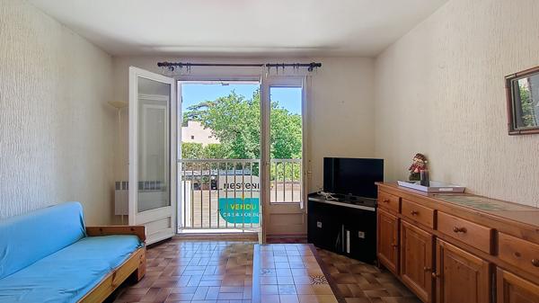 SAINTE MAXIME 2 PIECES CENTRE VILLE MER A PIED