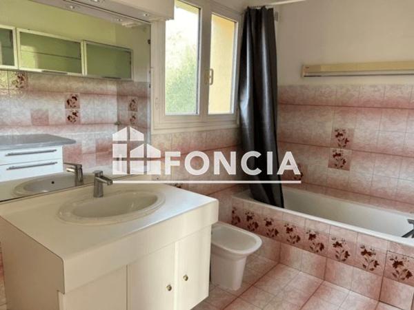 Location Maison 4 pièces 84.6 m² - 79 CHEMIN DE PERTUAS Bandol 83150