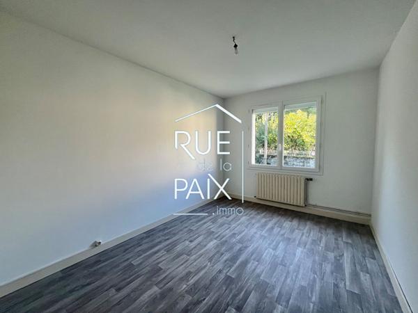 79130 SECONDIGNY Maison plain pied à louer Secondigny - 91,58m2