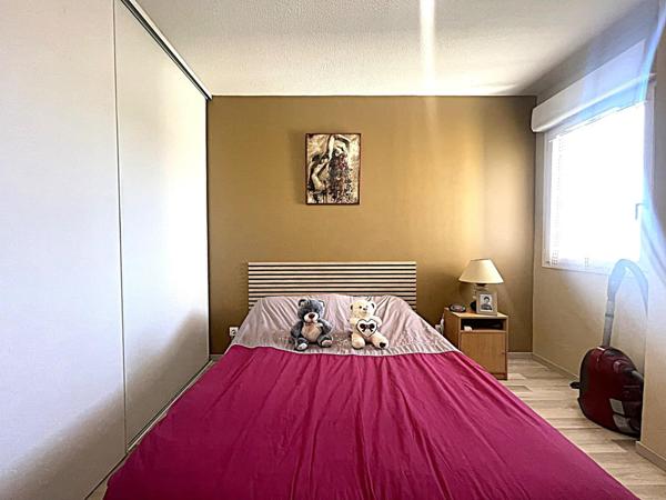 APPARTEMENT LUNEL 49 M2 AVEC BALCON