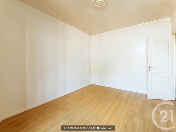 Appartement F2 à vendre  2 pièces - 44 m 2   SENS  - 89