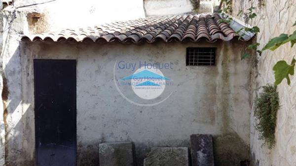 VALLAURIS : maison F1 à vendre