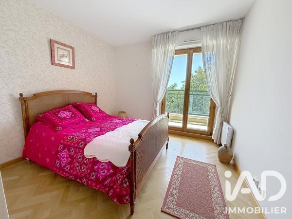 Appartement à vendre 5 pièces 109 m² Le Plessis-Robinson