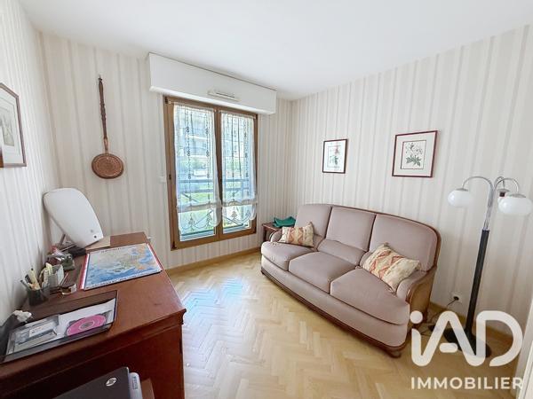 Appartement à vendre 5 pièces 109 m² Le Plessis-Robinson