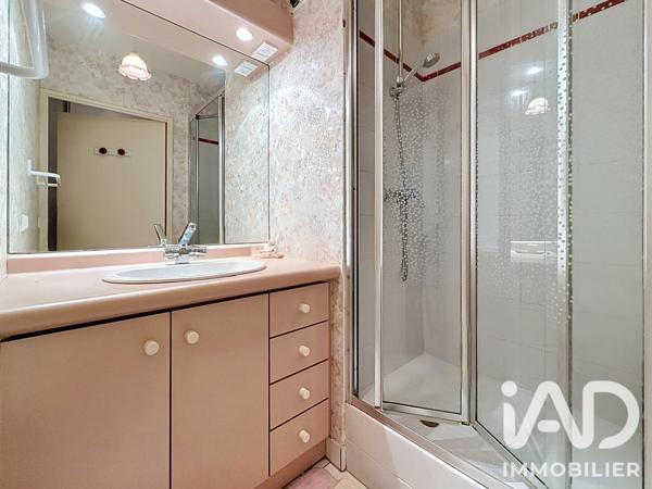 Appartement à vendre 5 pièces 109 m² Le Plessis-Robinson