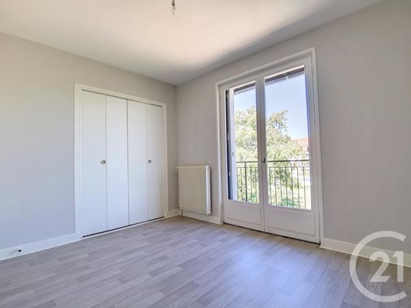 Maison à vendre  10 pièces - 200 m2 ST POURCAIN SUR SIOULE - 03