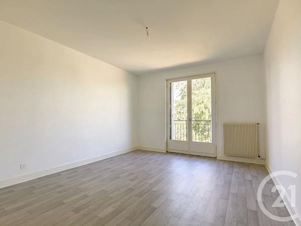 Maison à vendre  10 pièces - 200 m2 ST POURCAIN SUR SIOULE - 03