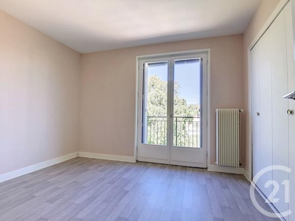 Maison à vendre  10 pièces - 200 m2 ST POURCAIN SUR SIOULE - 03