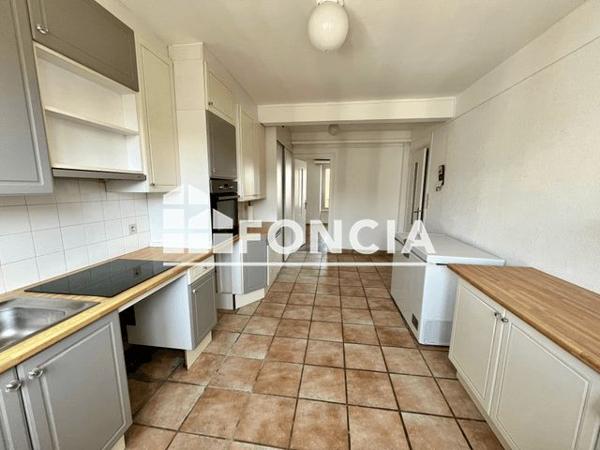 Location Appartement 5 pièces 122 m² - 10 RUE AMIRAL LINOIS Brest 29200