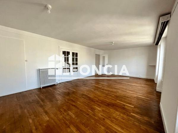Location Appartement 5 pièces 122 m² - 10 RUE AMIRAL LINOIS Brest 29200