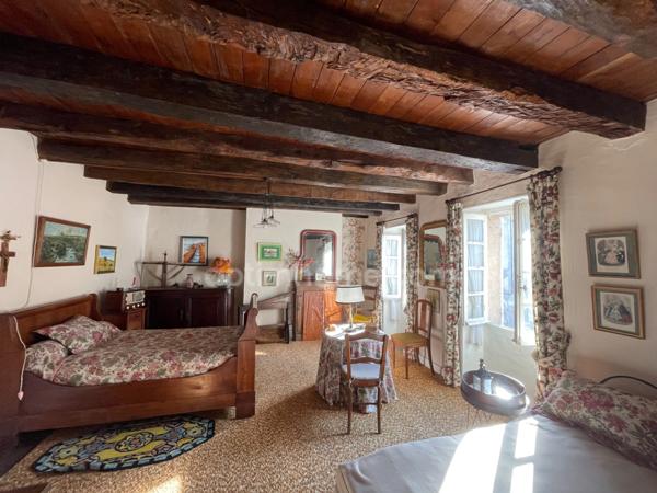 Maison à vendre 5 pièces CHATEAUPONSAC (87)