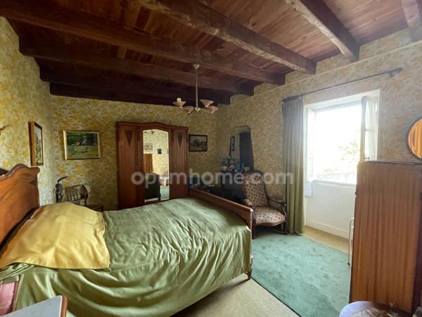 Maison à vendre 5 pièces CHATEAUPONSAC (87)