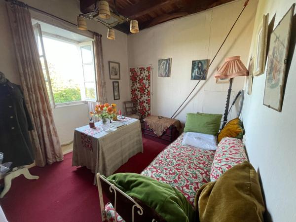 Maison à vendre 5 pièces CHATEAUPONSAC (87)