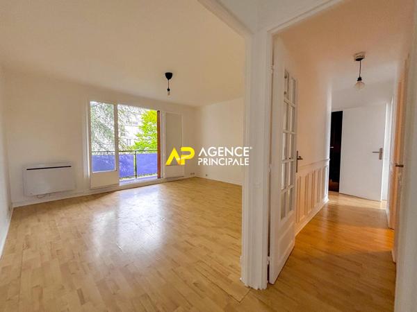 Sartrouville - Appartement 3 pièces, 2 chambres 63.65 m2 avec parking, balcon et cave 169 900 € **  - Référence  9586