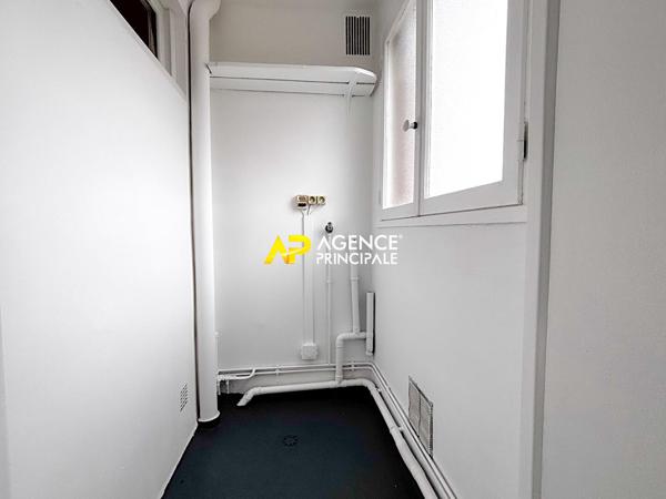 Sartrouville - Appartement 3 pièces, 2 chambres 63.65 m2 avec parking, balcon et cave 169 900 € **  - Référence  9586