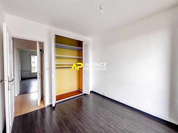 Sartrouville - Appartement 3 pièces, 2 chambres 63.65 m2 avec parking, balcon et cave 169 900 € **  - Référence  9586