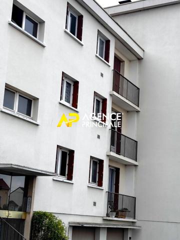 Sartrouville - Appartement 3 pièces, 2 chambres 63.65 m2 avec parking, balcon et cave 169 900 € **  - Référence  9586