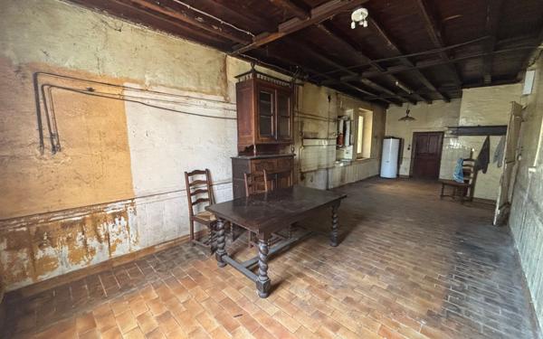 Maison à vendre    7 pièces •  Sendets