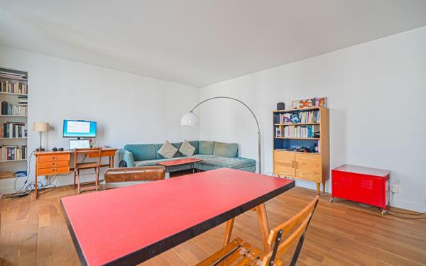 Appartement à vendre    3 pièces • 65,47 m2 Paris 18