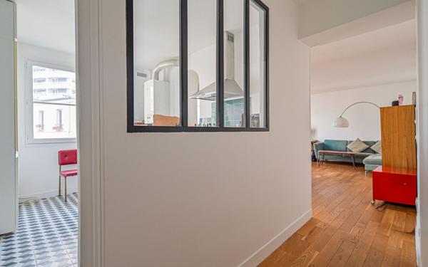 Appartement à vendre    3 pièces • 65,47 m2 Paris 18