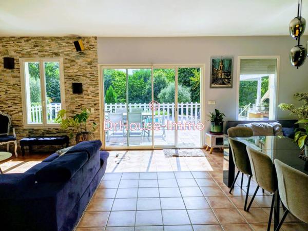 Maison à vendre 8 pièces de 220 m²