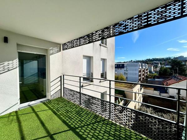Appartement F3 ? 61,61 m² ? Lumineux avec terrasse et vue dégagée