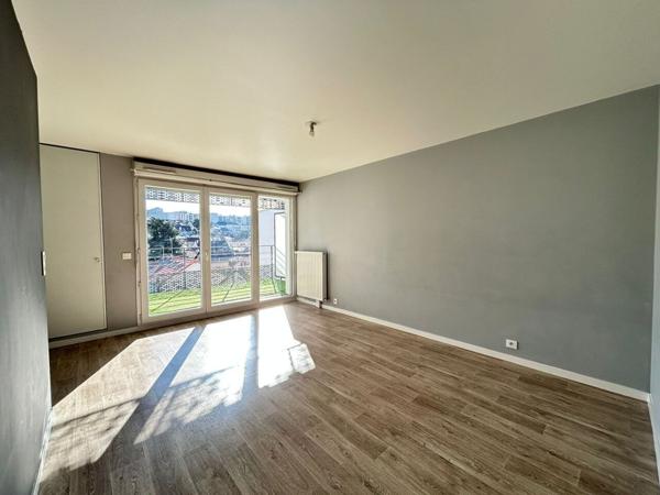 Appartement F3 ? 61,61 m² ? Lumineux avec terrasse et vue dégagée