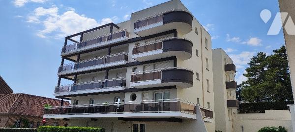 T4 de 86m² avec terrasse EST/SUD/OUEST de 36m² + 2 caves + parking dans résidence de standing