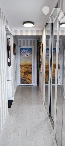 T4 de 86m² avec terrasse EST/SUD/OUEST de 36m² + 2 caves + parking dans résidence de standing