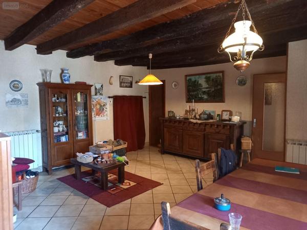 Maison à vendre à Lacapelle-Barrès dans le Cantal (15230), ref : MG/2504