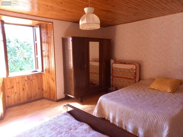 Maison à vendre à Lacapelle-Barrès dans le Cantal (15230), ref : MG/2504