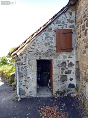 Maison à vendre à Lacapelle-Barrès dans le Cantal (15230), ref : MG/2504