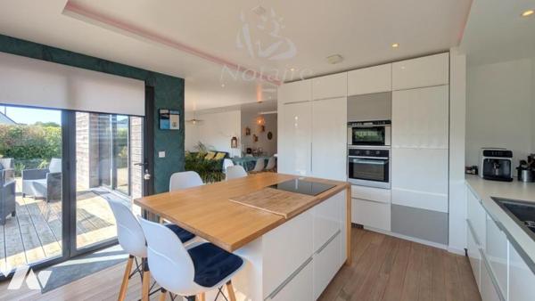 Maison contemporaine de haut standing à 200m des plages