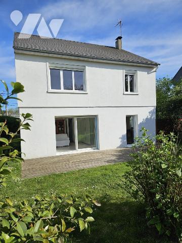 Orvault, maison familiale 4 chambres sur parcelle de 464m²