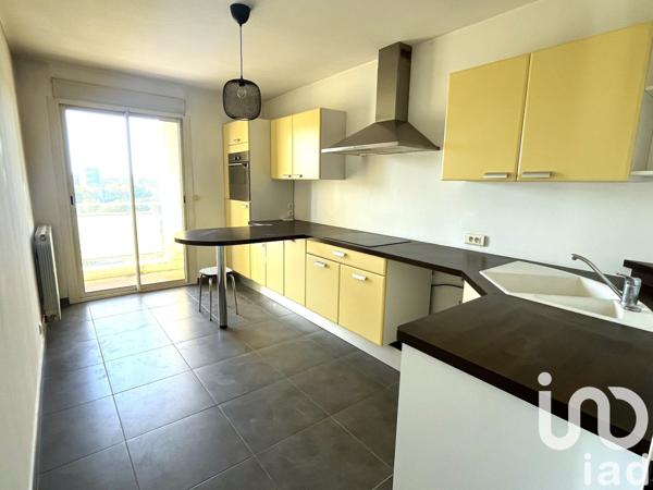 Appartement 2 pièces de 56 m² à Bagnols-sur-Cèze (30200)