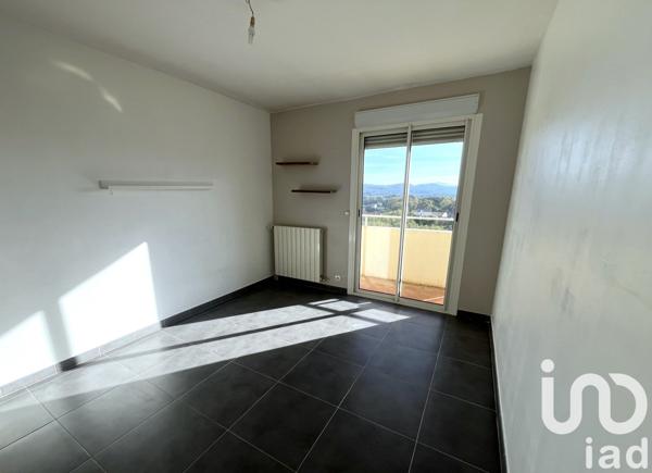 Appartement 2 pièces de 56 m² à Bagnols-sur-Cèze (30200)