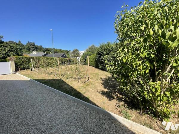 LAVAL, Maison type 5 