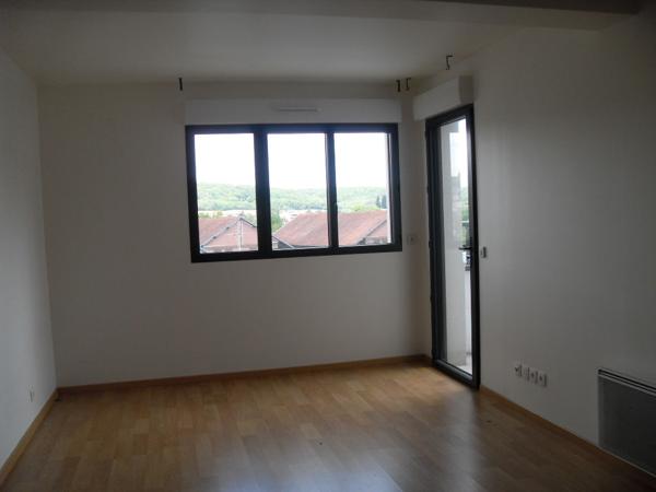 Appartement 2 pièces 48m2 avec balcon et parking