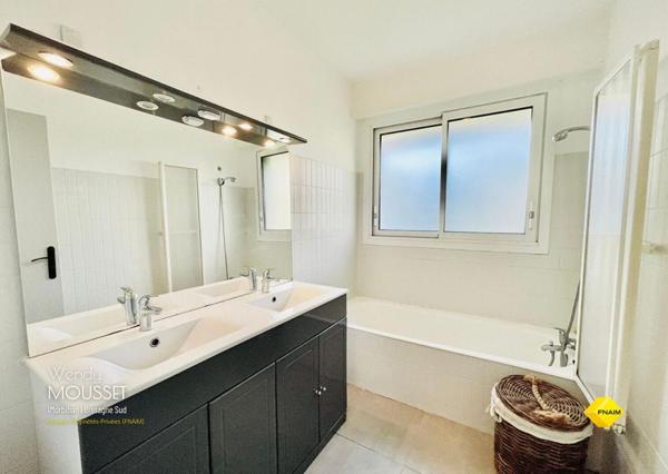 Propriété atypique vue mer 180° degrés accès direct à la plage