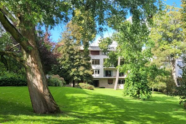 Appartement 5 pièces - 149 m²