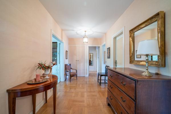 Appartement 5 pièces - 149 m²