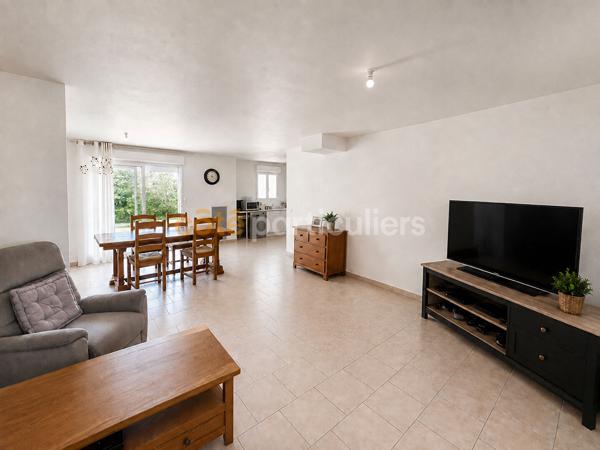 Vente
                Maison90 m² - 5 Pièces -
                    LIMERAY (37530)