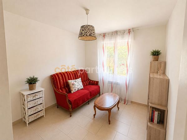Vente
                Maison90 m² - 5 Pièces -
                    LIMERAY (37530)