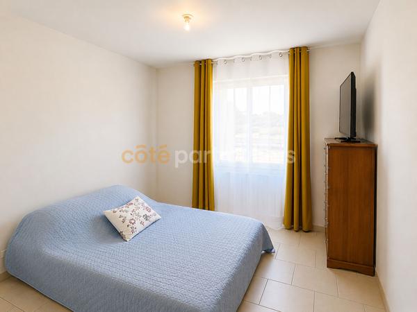 Vente
                Maison90 m² - 5 Pièces -
                    LIMERAY (37530)