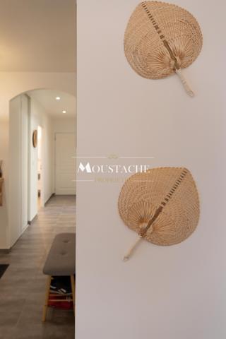 VILLA/ MAISON DE STANDING - PISCINE & PROCHE PLAGES -